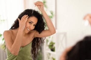 Read more about the article The Role of Hair Serums in a Healthy Hair Routine